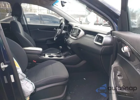 2016 Kia Sorento 2.4L Lx z USA, uszkodzony, nr VIN 5XYPG4A3XGG074105